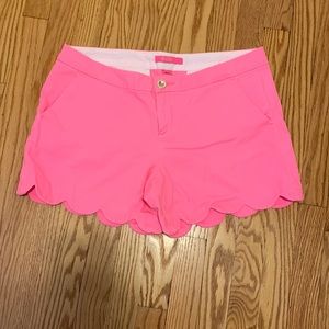 Lilly Pulitzer scalloped hem shorts